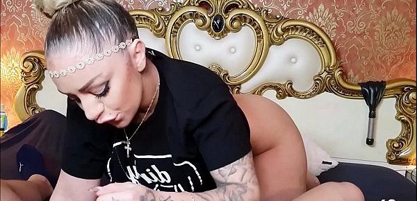 Deutsche Hure Dana Jayn in POV beim Fick gefilmt in Berlin nach der Venus - German Teen
